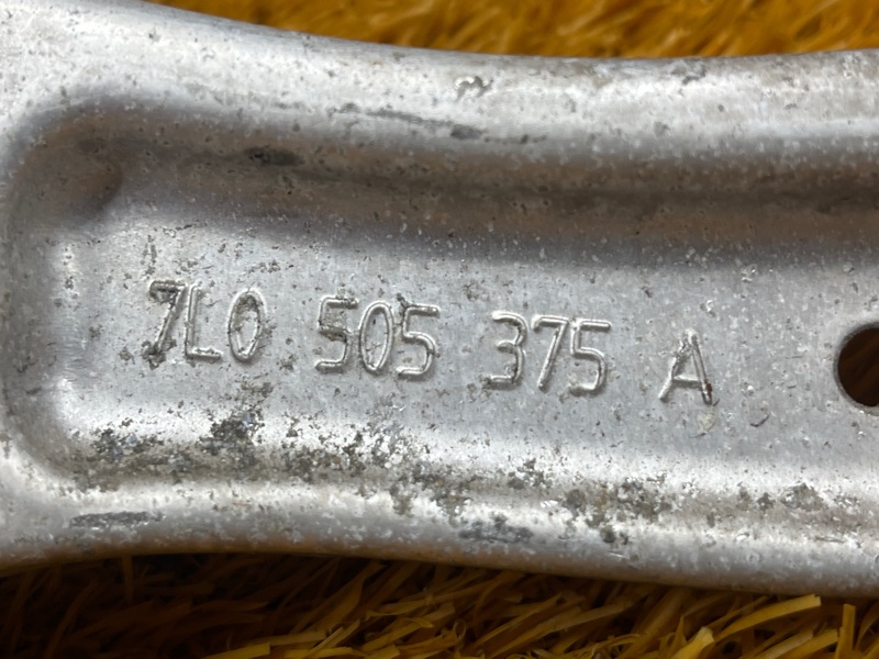 Рычаг подвески верхний, 1000 рублей, Красноярск