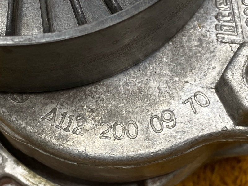 Натяжитель приводного ремня, 1000 рублей, Красноярск