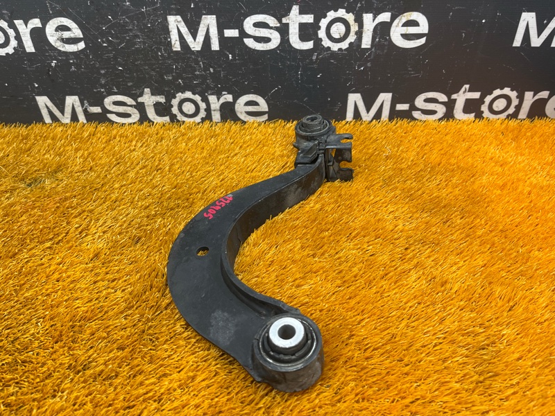 Рычаг подвески верхний, 1000 рублей, Красноярск