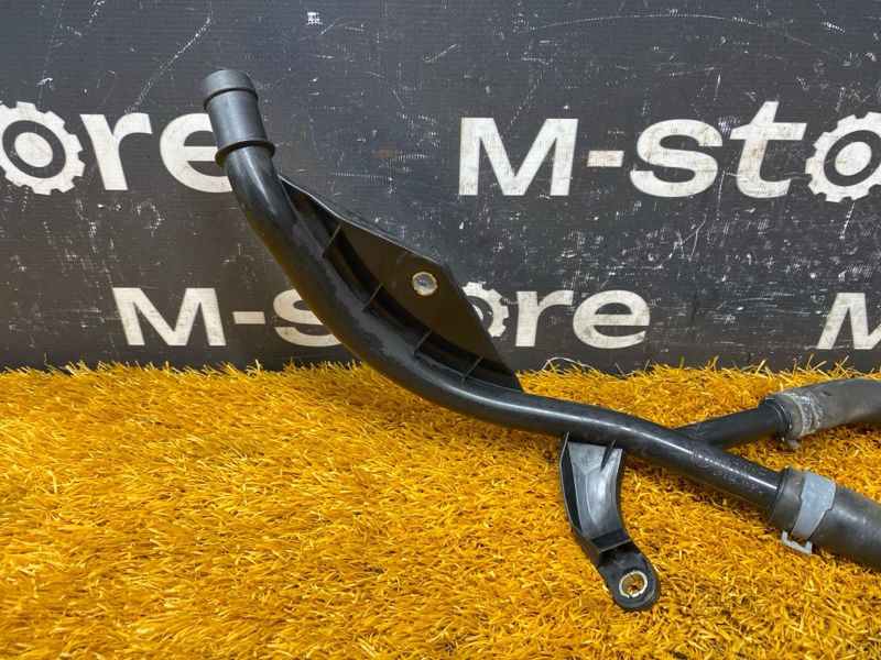 Патрубок системы охлаждения, 1000 рублей, Красноярск