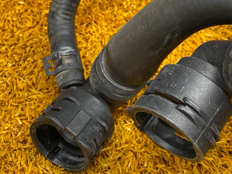 Патрубок системы охлаждения, 1300 рублей, Красноярск