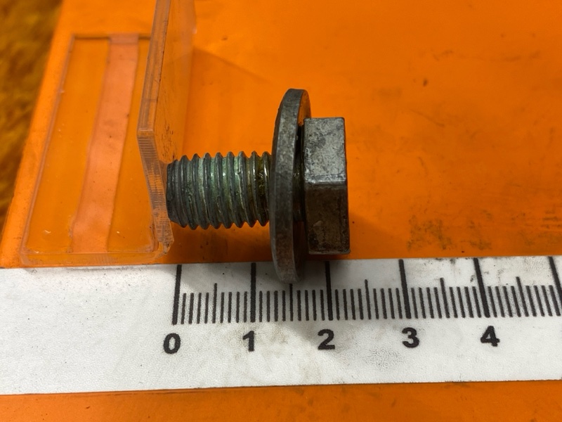 болт гидротрансформатора, 550 рублей, Красноярск