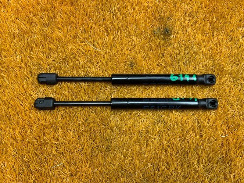 Амортизатор пола багажника, 1000 рублей, Красноярск