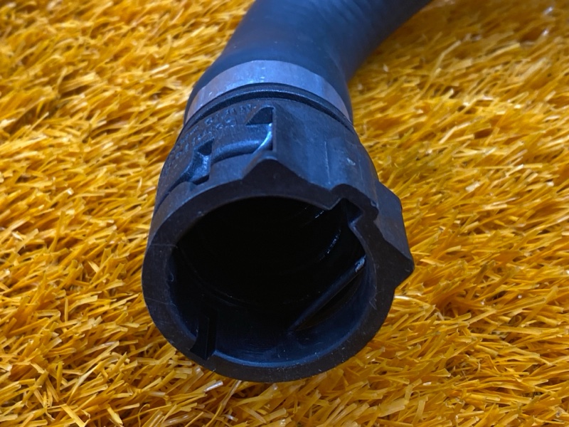 Патрубок системы охлаждения, 800 рублей, Красноярск