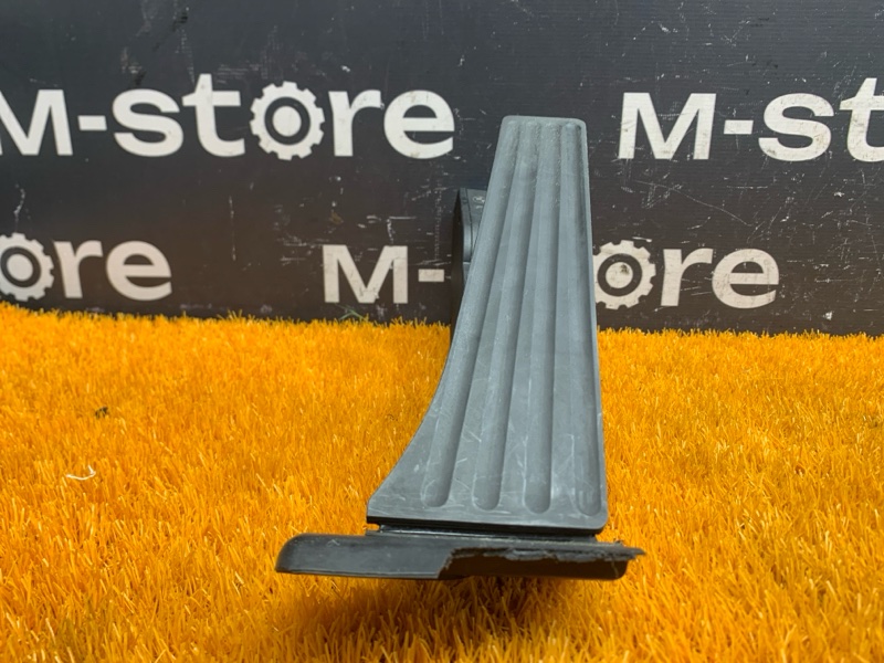 педаль газа, 1500 рублей, Красноярск