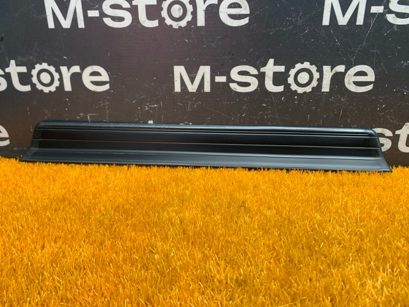 Накладка на порог салона, 400 рублей, Красноярск