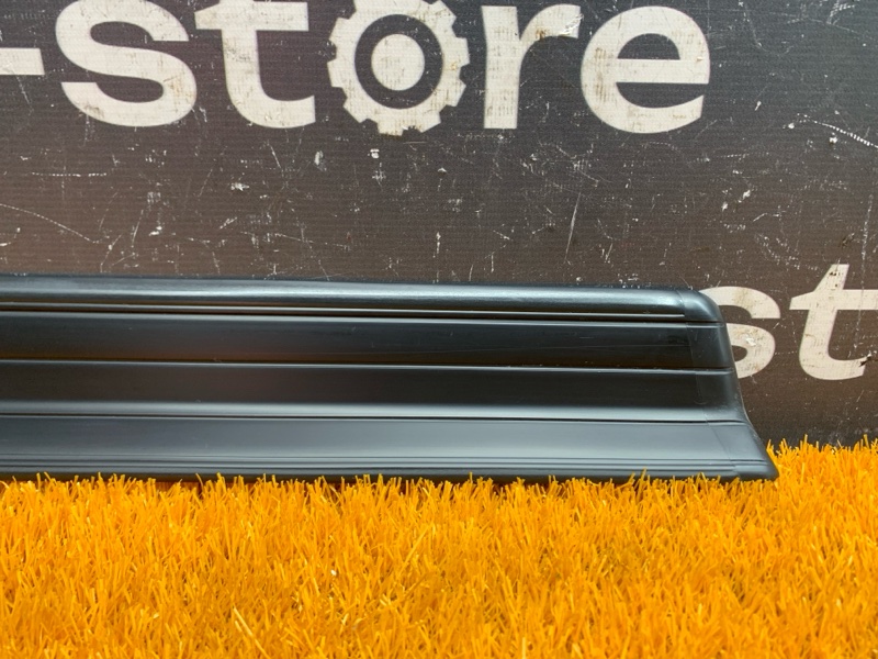 Накладка на порог салона, 400 рублей, Красноярск