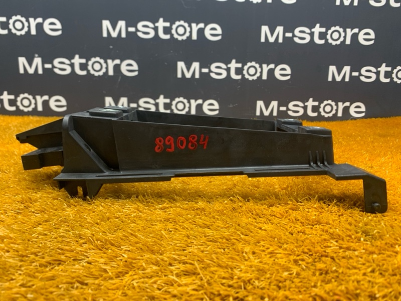 кронштейн центральной консоли, 400 рублей, Красноярск