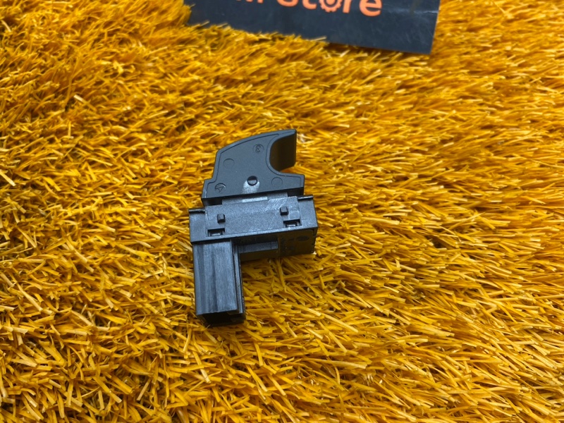 кнопка стеклоподъемника, 500 рублей, Красноярск