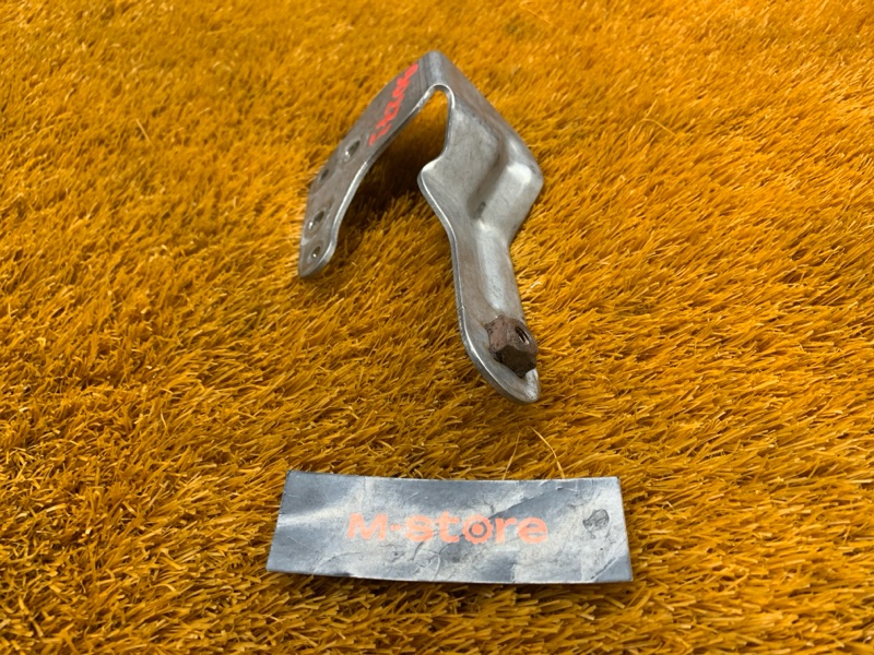 кронштейн глушителя, 300 рублей, Красноярск