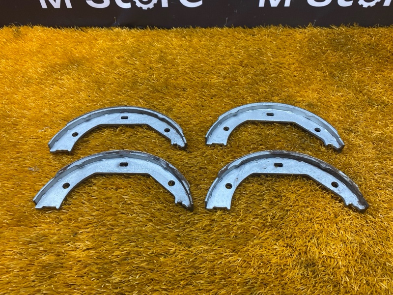 Колодки ручника, 1000 рублей, Красноярск