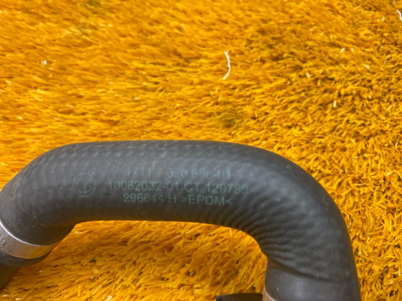 Патрубок системы охлаждения, 900 рублей, Красноярск