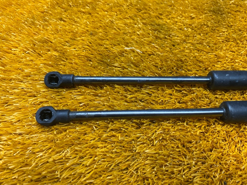 амортизатор капота, 1200 рублей, Красноярск