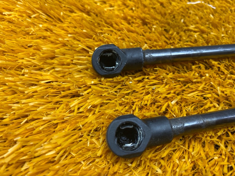 амортизатор капота, 1200 рублей, Красноярск