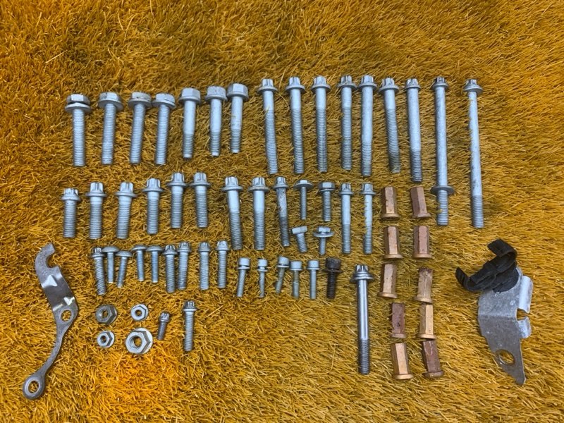 Болты и гайки ДВС, 700 рублей, Красноярск