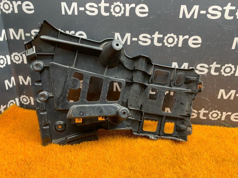 крепление бампера, 1000 рублей, Красноярск