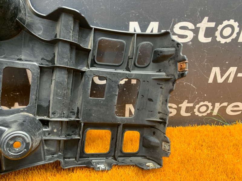 крепление бампера, 1000 рублей, Красноярск