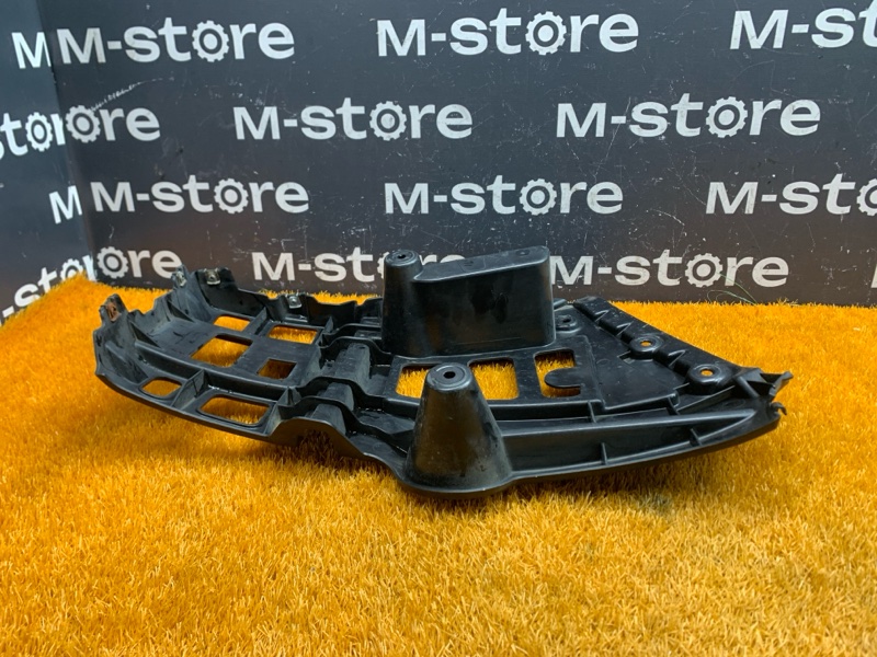 крепление бампера, 1000 рублей, Красноярск