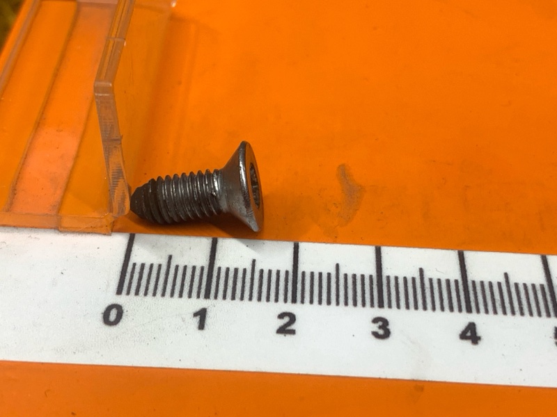 Болт тормозного диска, 100 рублей, Красноярск