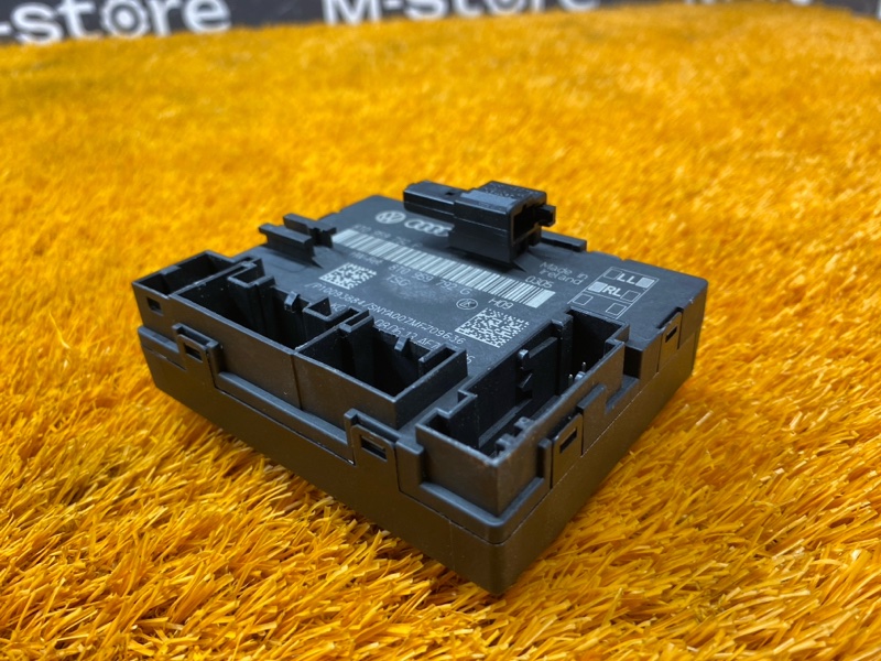 Блок управления дверью, 1000 рублей, Красноярск