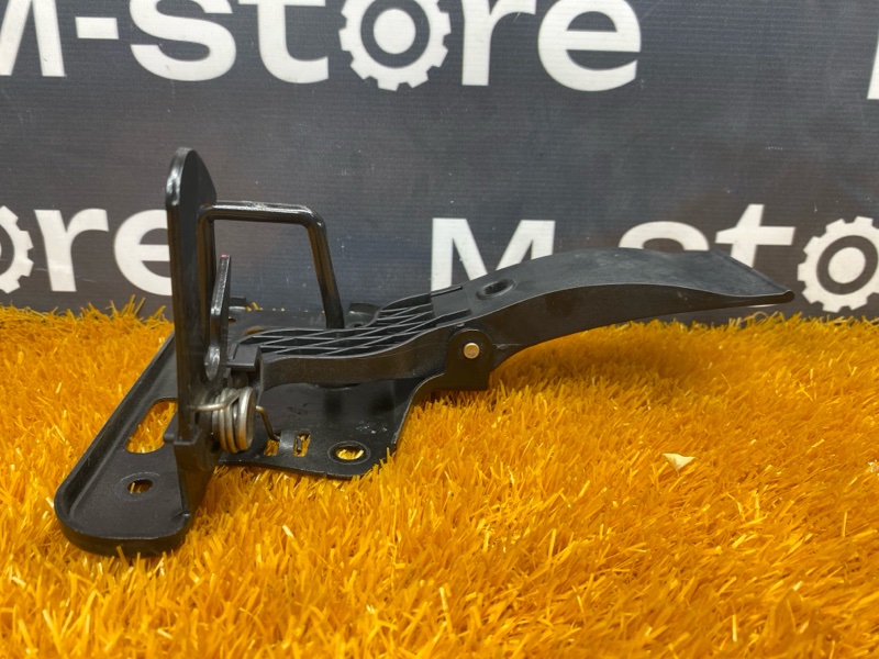 замок капота, 500 рублей, Красноярск