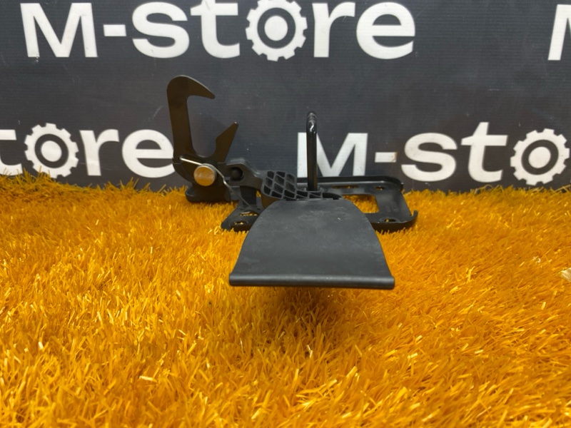 замок капота, 500 рублей, Красноярск