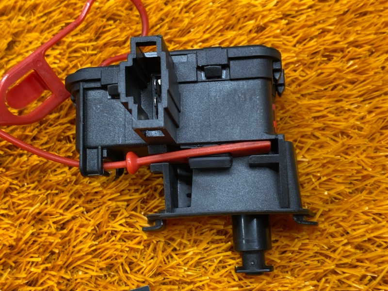 Замок лючка бензобака, 1200 рублей, Красноярск