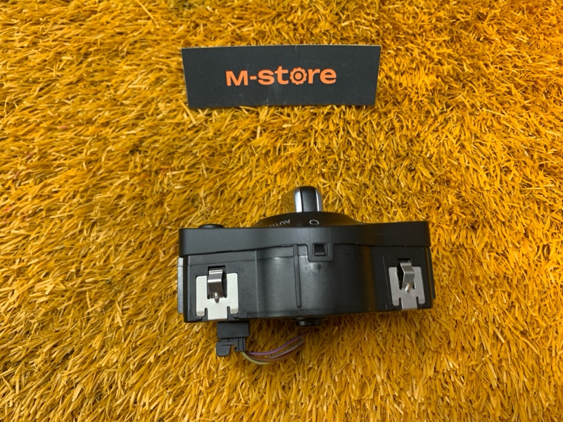 Переключатель света фар, 500 рублей, Красноярск