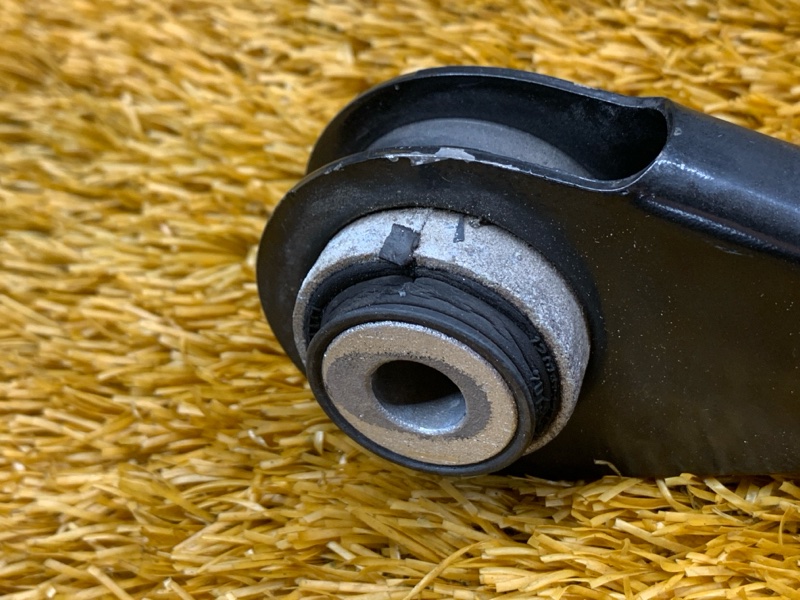 Рычаг подвески верхний, 500 рублей, Красноярск