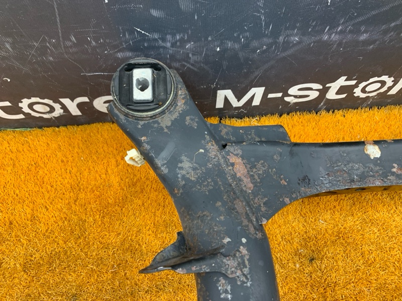 Балка поперечная (подрамник), 3500 рублей, Красноярск