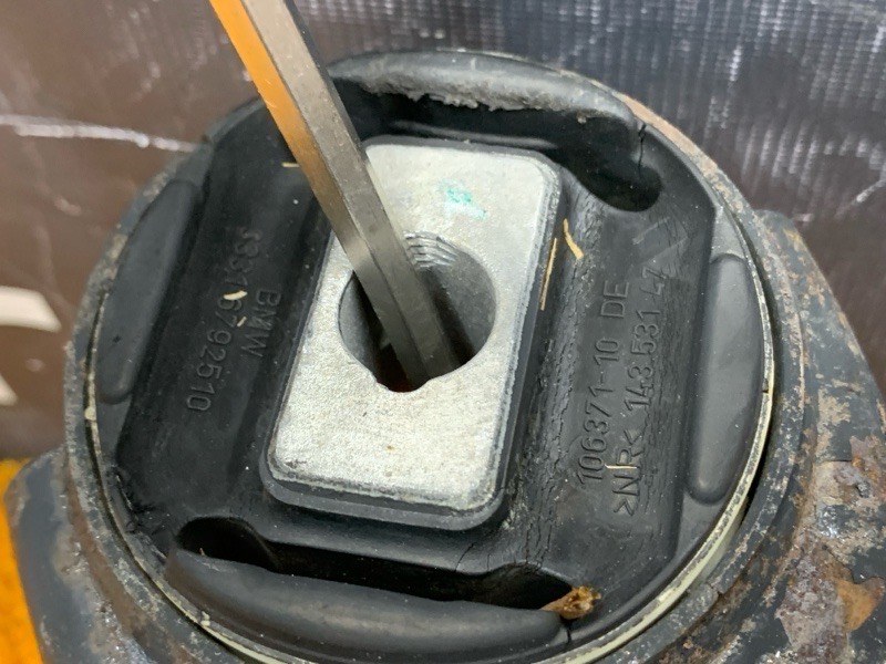 Балка поперечная (подрамник), 3500 рублей, Красноярск