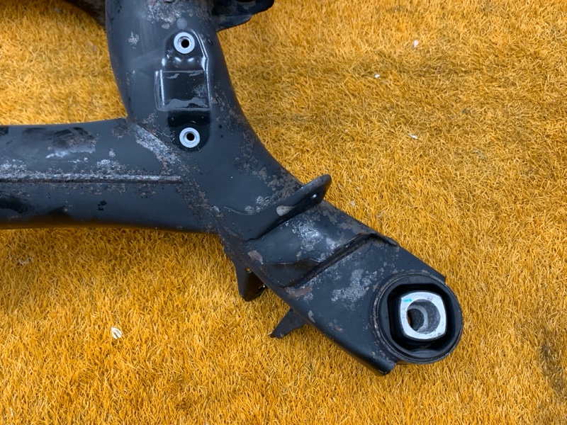 Балка поперечная (подрамник), 3500 рублей, Красноярск