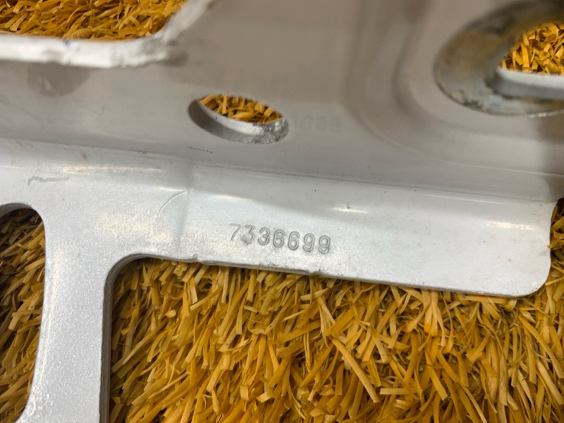 петля капота, 1500 рублей, Красноярск