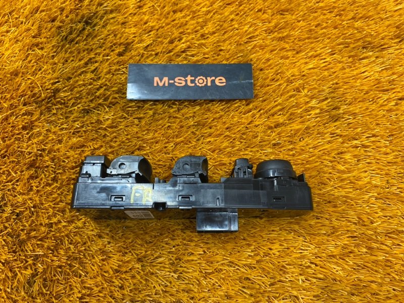 Блок управления стеклоподъемниками, 1000 рублей, Красноярск