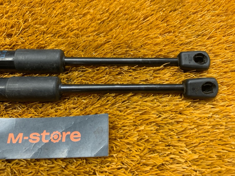 амортизатор капота, 900 рублей, Красноярск