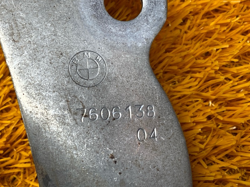 Кронштейн катализатора, 300 рублей, Красноярск