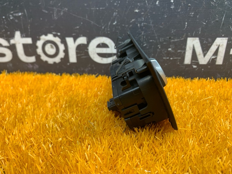 Переключатель света фар, 1000 рублей, Красноярск