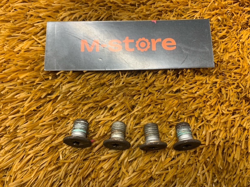 Болт тормозного диска, 200 рублей, Красноярск