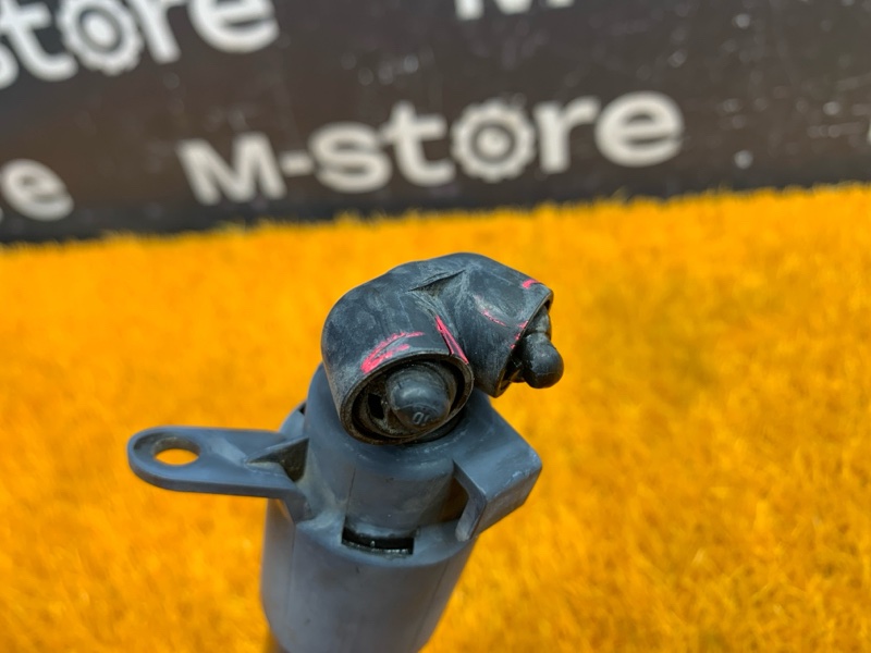 Форсунка омывателя фары, 1000 рублей, Красноярск