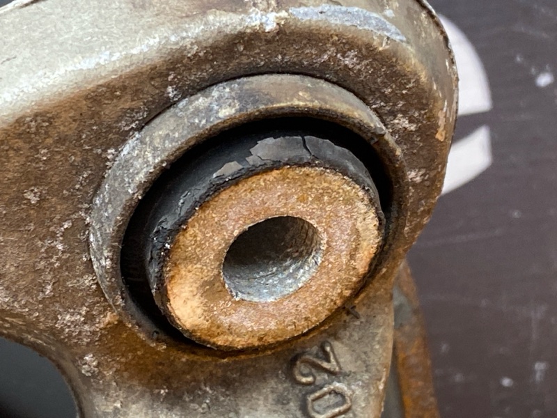 кулак поворотный, 1400 рублей, Красноярск