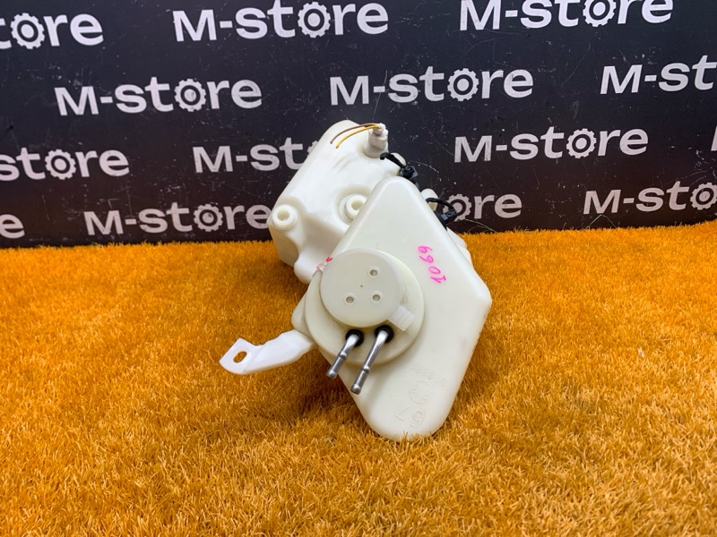 Бачок омывателя, 2000 рублей, Красноярск