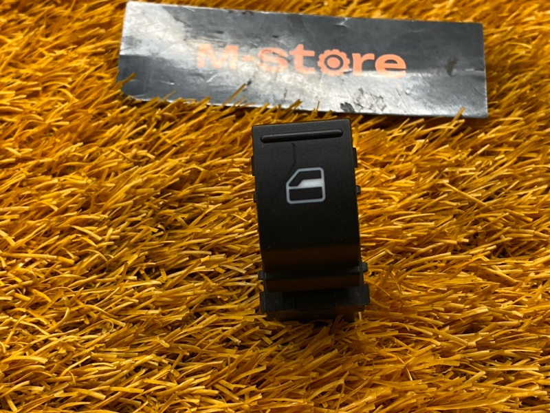 кнопка стеклоподъемника, 500 рублей, Красноярск