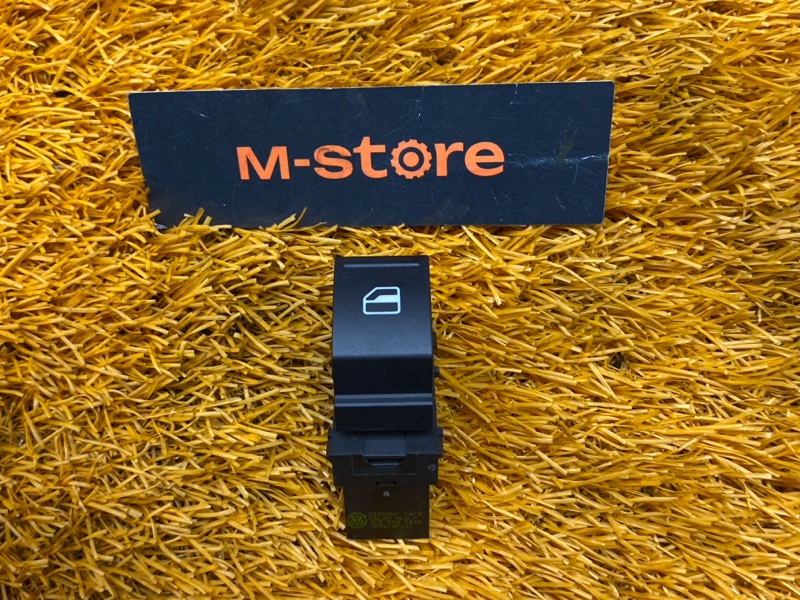 кнопка стеклоподъемника, 500 рублей, Красноярск