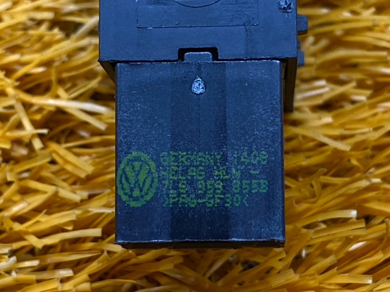 кнопка стеклоподъемника, 500 рублей, Красноярск