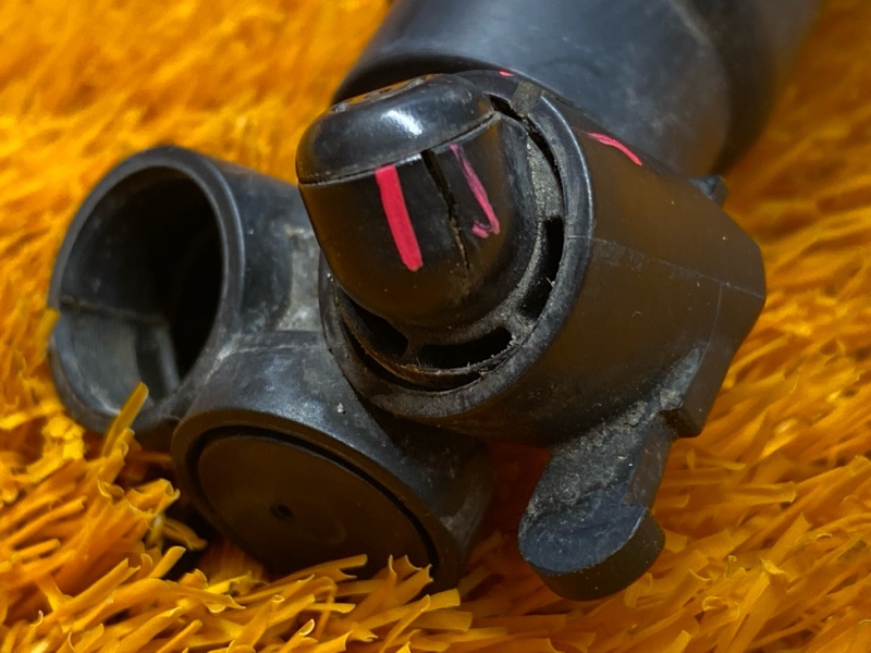 Форсунка омывателя фары, 500 рублей, Красноярск