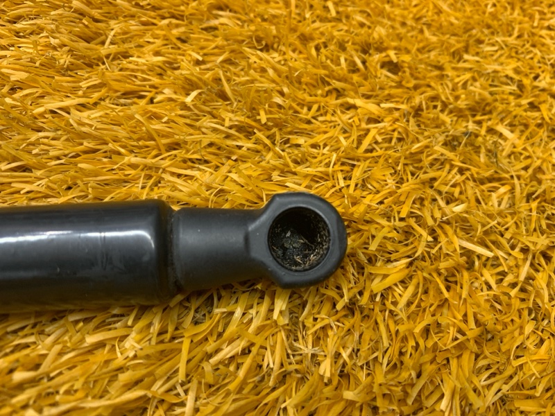 амортизатор капота, 500 рублей, Красноярск