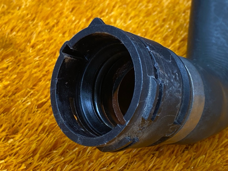 Патрубок системы охлаждения, 4000 рублей, Красноярск