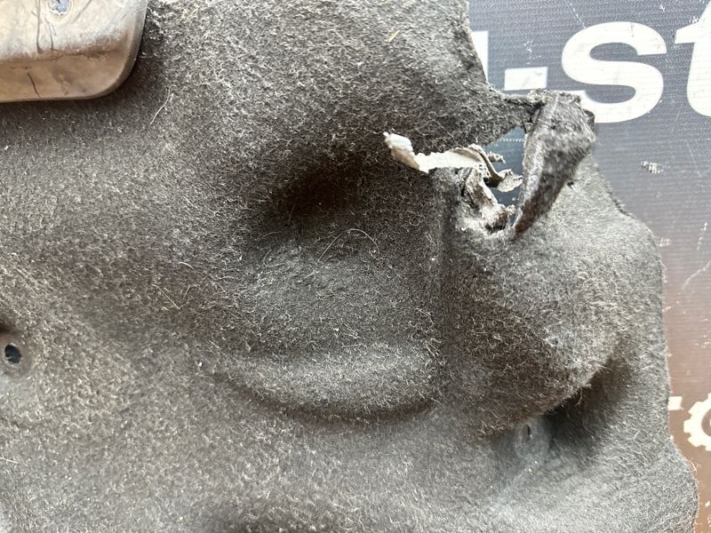 подкрылок, 1500 рублей, Красноярск