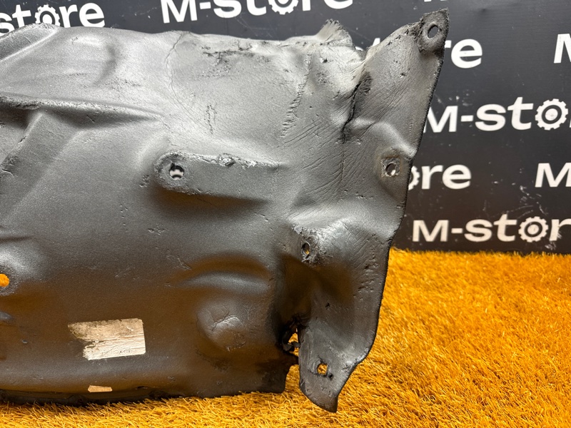 подкрылок, 1500 рублей, Красноярск