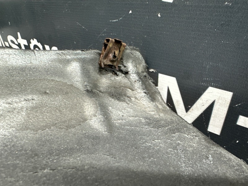 подкрылок, 1500 рублей, Красноярск